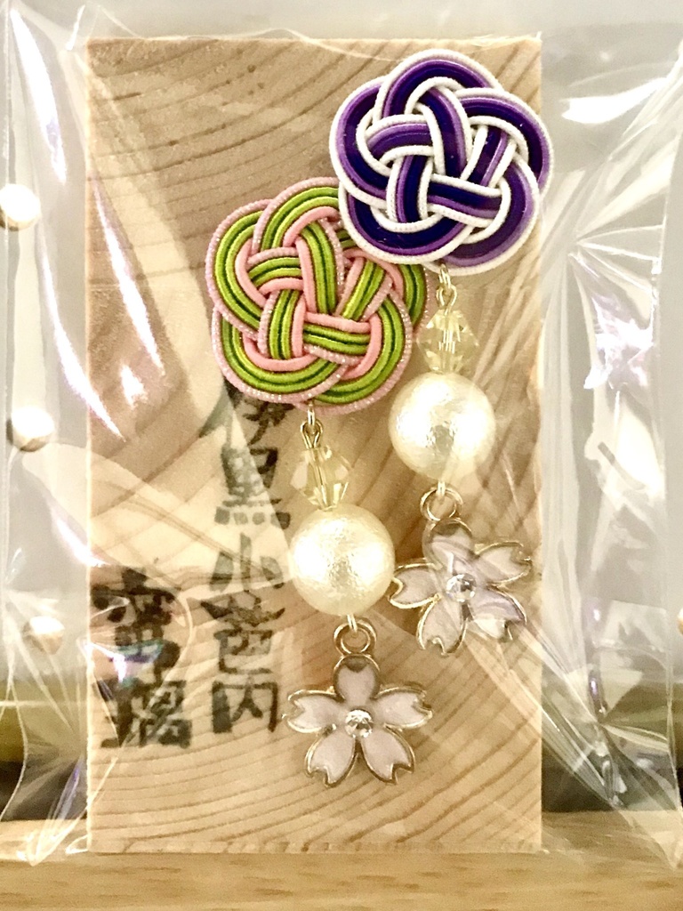 鬼滅の刃「おばみつ・参」イメージピアス