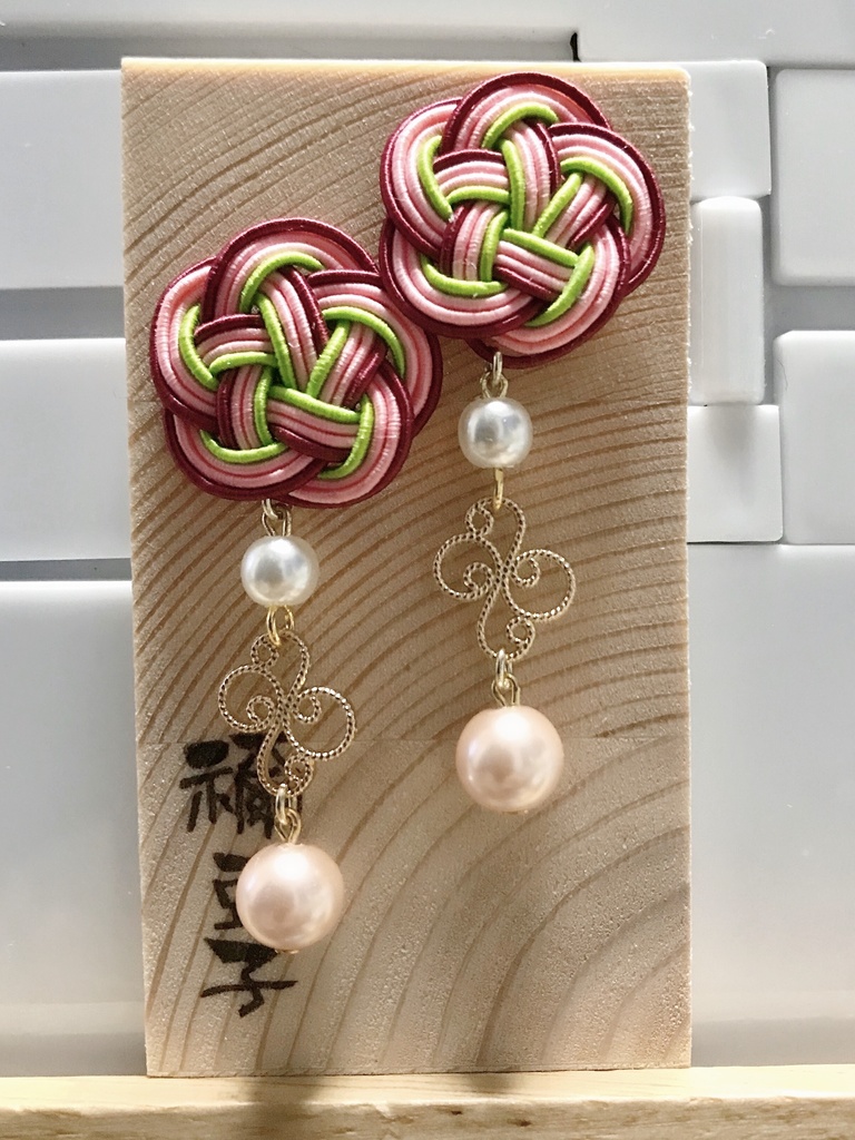 鬼滅の刃「竈門禰豆子・参」イメージピアス