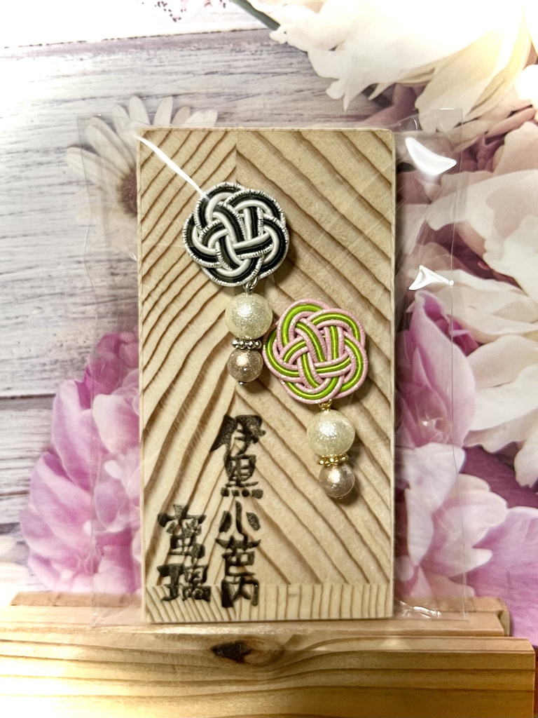 鬼滅の刃「おばみつ・肆」イメージピアス