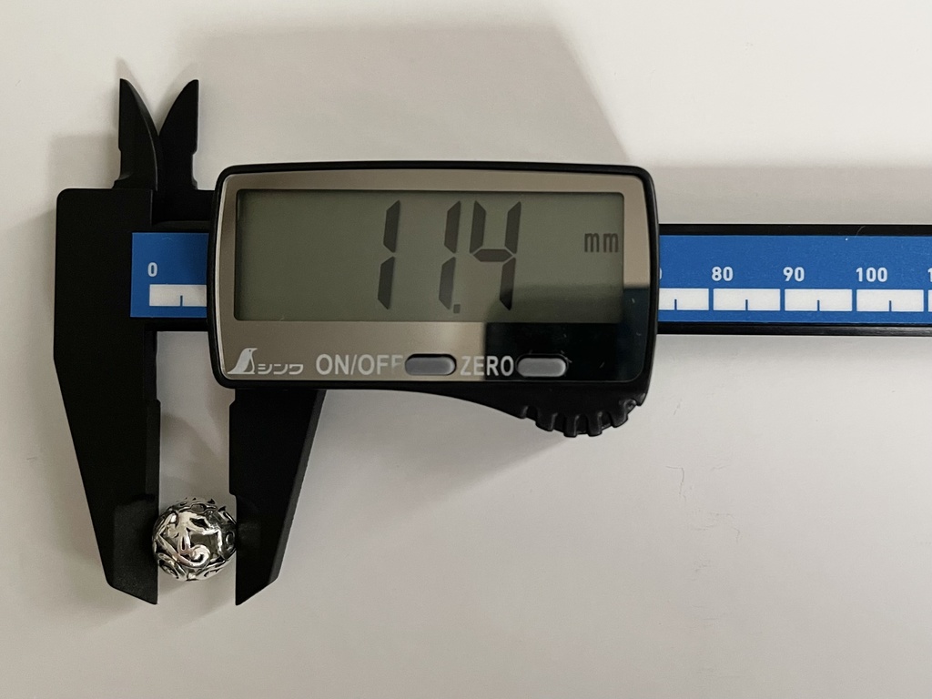 東京卍リベンジャーズ『羽宮一虎』イメージピアスorイヤリング)