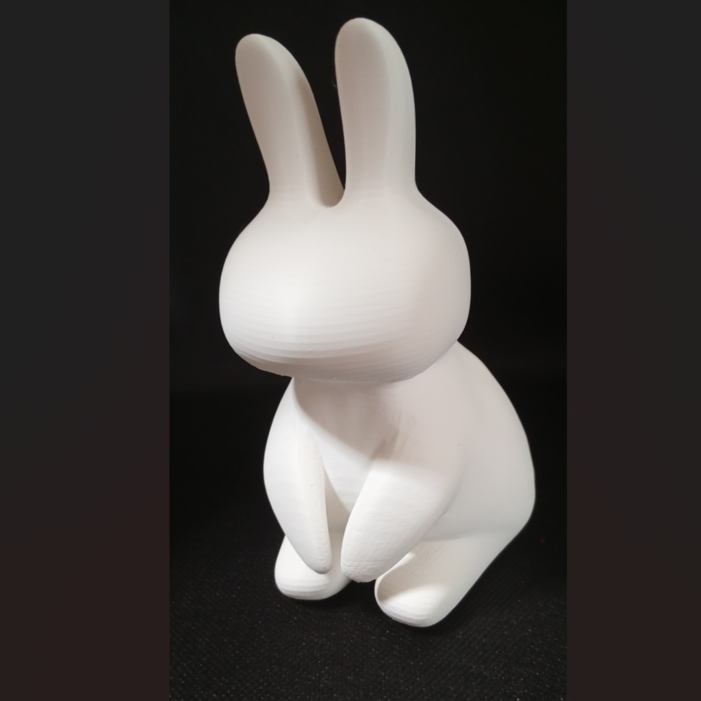 うさぎのスマホスタンド（3Dプリンター作品）