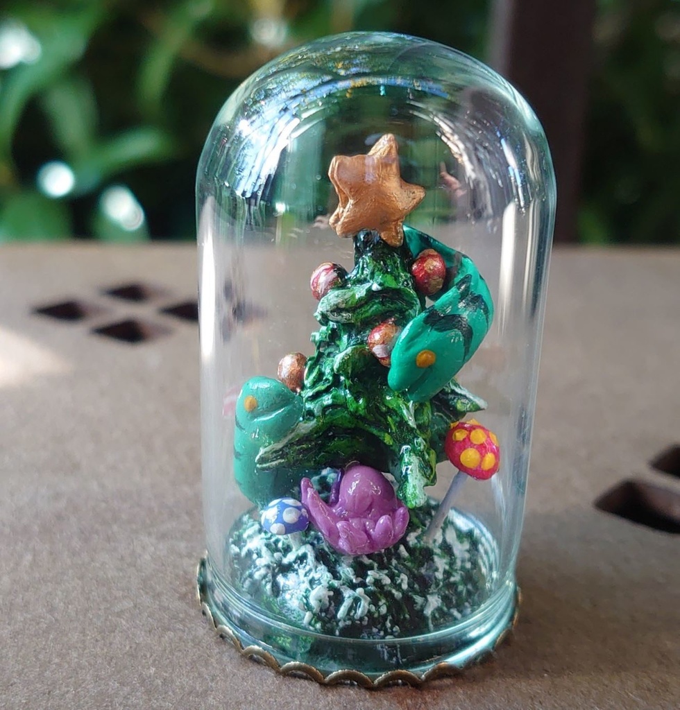 タコとウツボとクリスマスツリーと謎のきのこのテラリウム