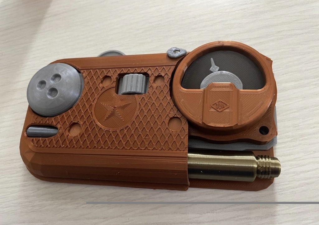 【期間限定半額】Metro Exodus Artyom ARM Device .STL 3Dprint