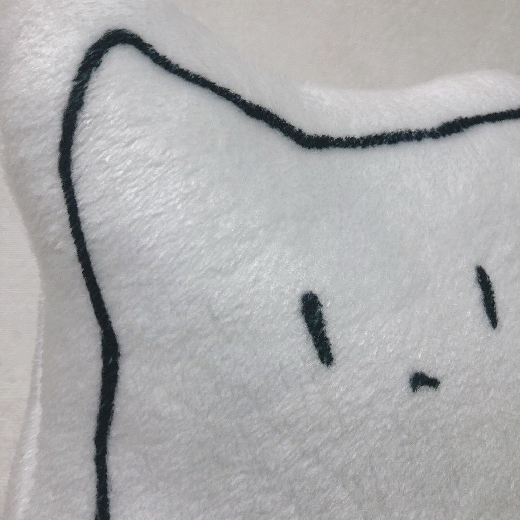 ねこだよ おすわり ふかふかクッション