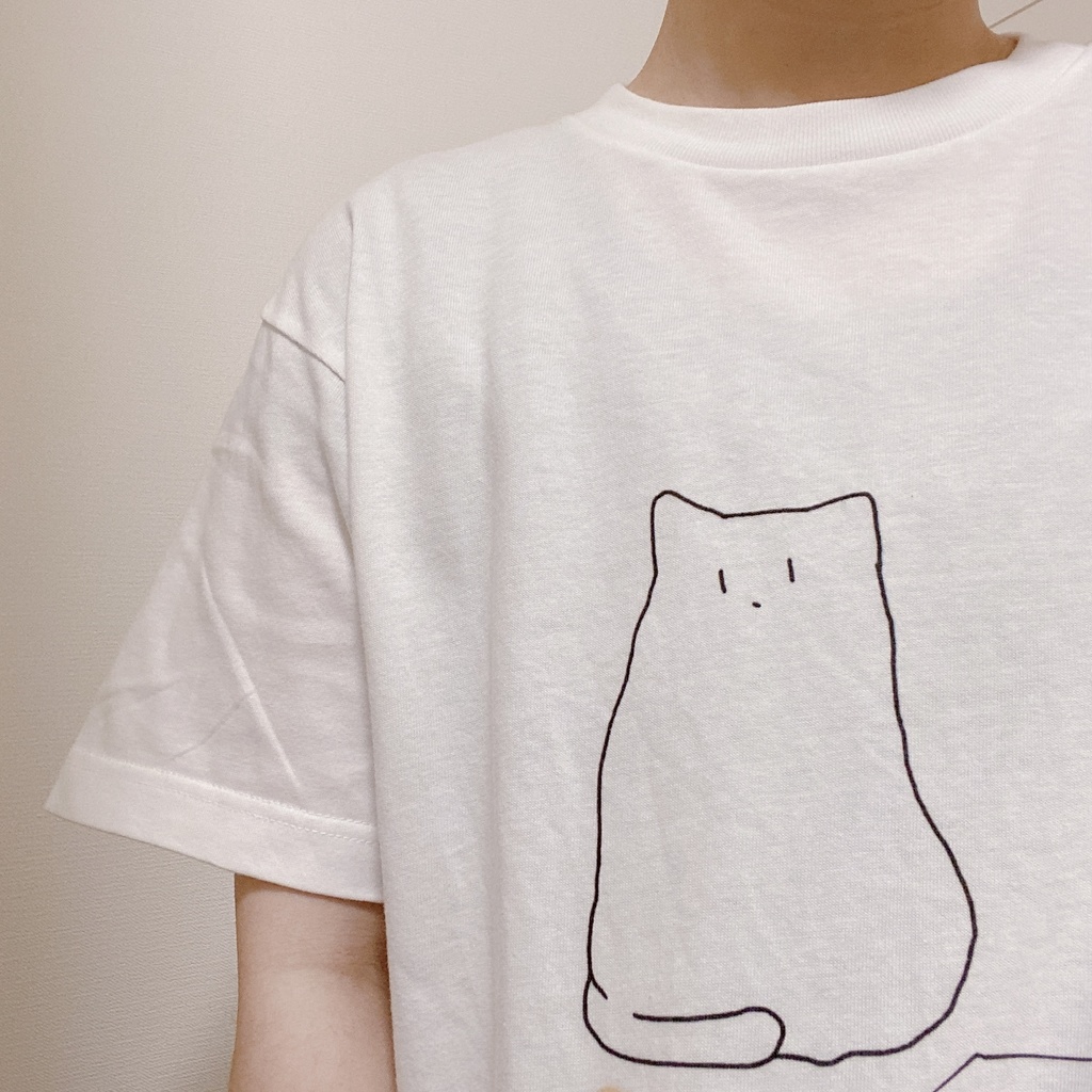 ねこだよ Tシャツ(半袖) ナンダカ…タイヘンダヨ
