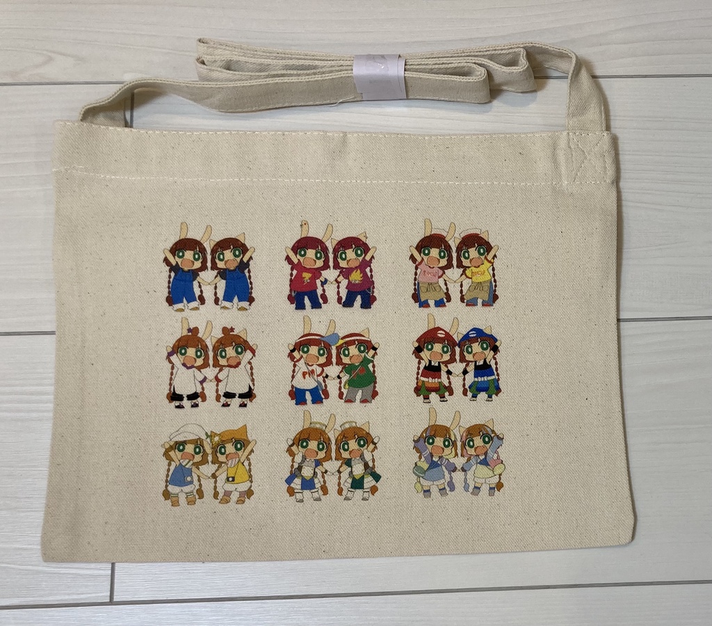 ミミニャミ サコッシュ