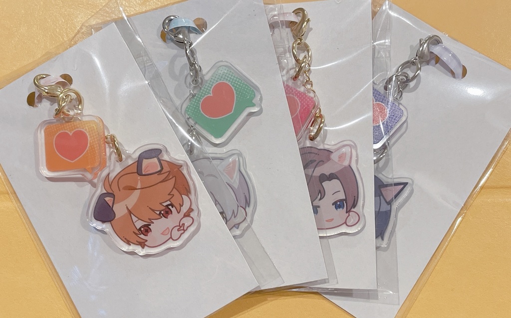 NXXアクリルファスナーチャーム