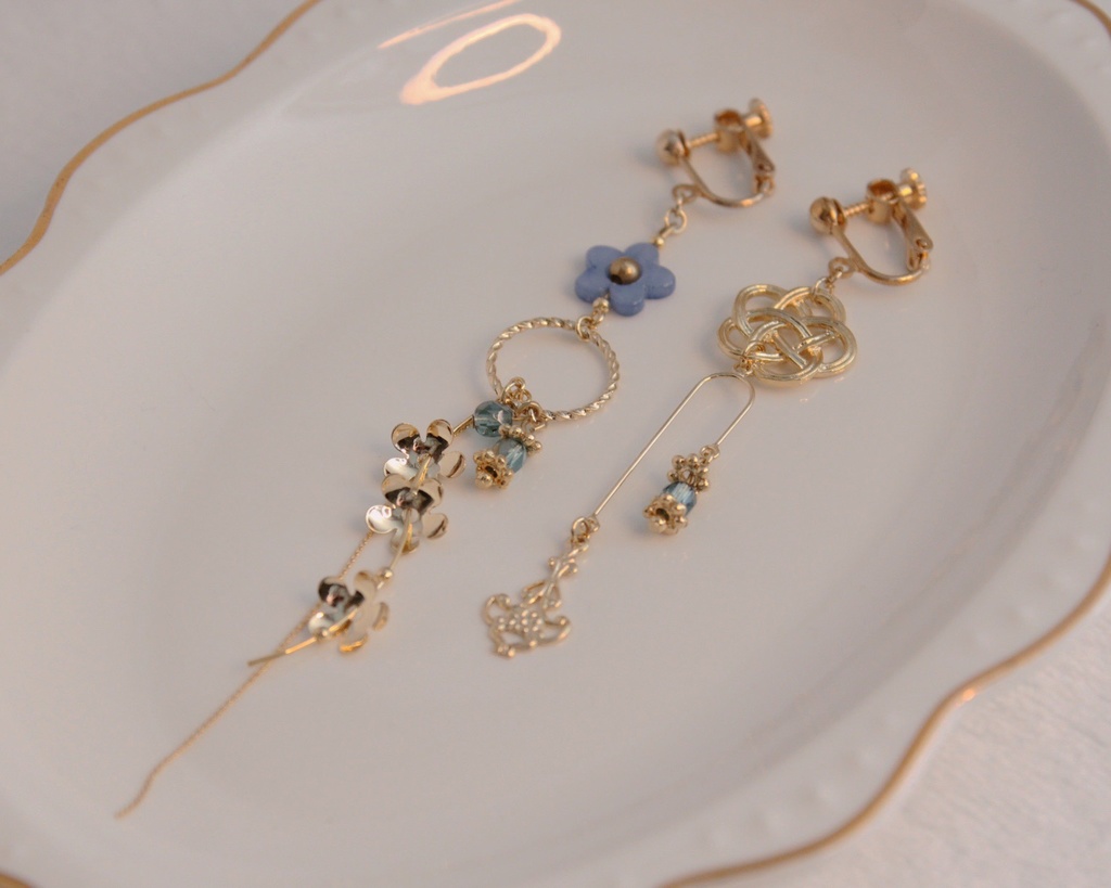 【アクセサリー】梅咲・津軽モチーフ イヤリング&ピアス【またたび5周年記念】