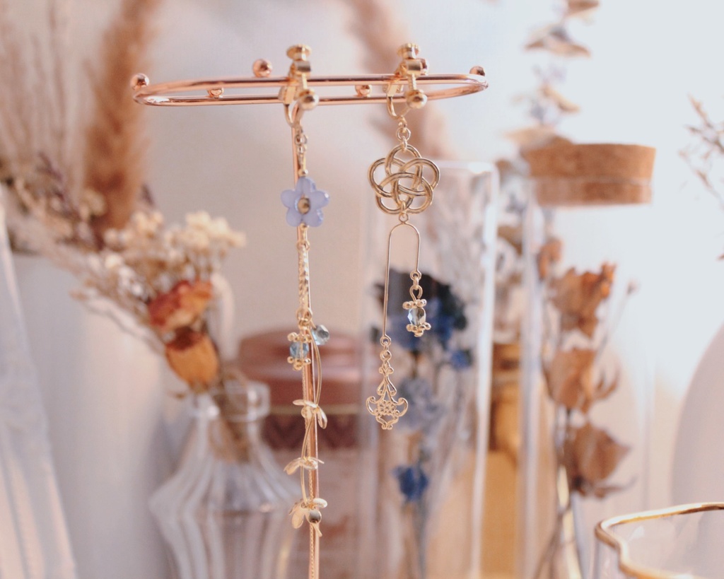 【アクセサリー】梅咲・津軽モチーフ イヤリング&ピアス【またたび5周年記念】