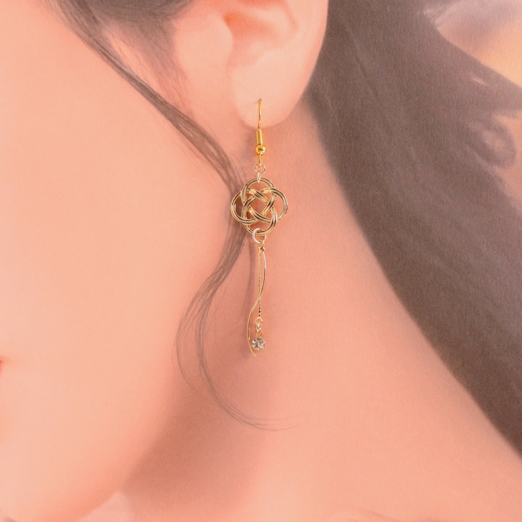 【アクセサリー】梅咲・津軽モチーフ イヤリング&ピアス【またたび5周年記念】