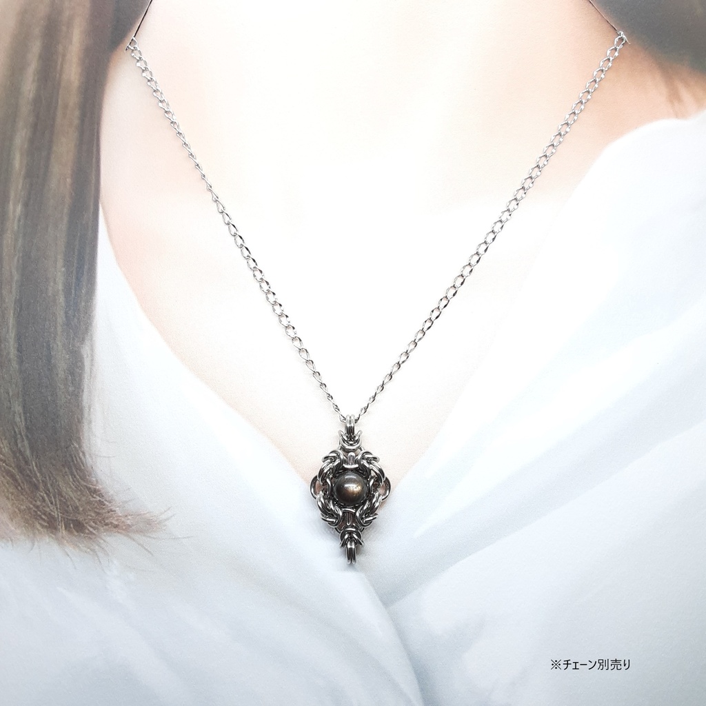 ブラックサファイア ペンダントトップ