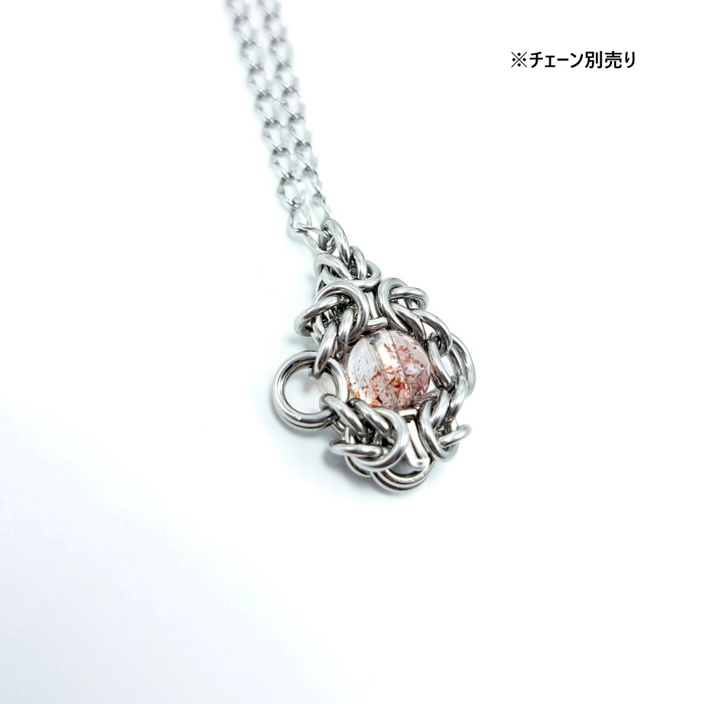 内包物が炎のように煌めく石 レピドクロサイトインクォーツ ペンダントトップ