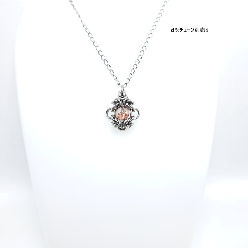 内包物が炎のように煌めく石 レピドクロサイトインクォーツ ペンダントトップ