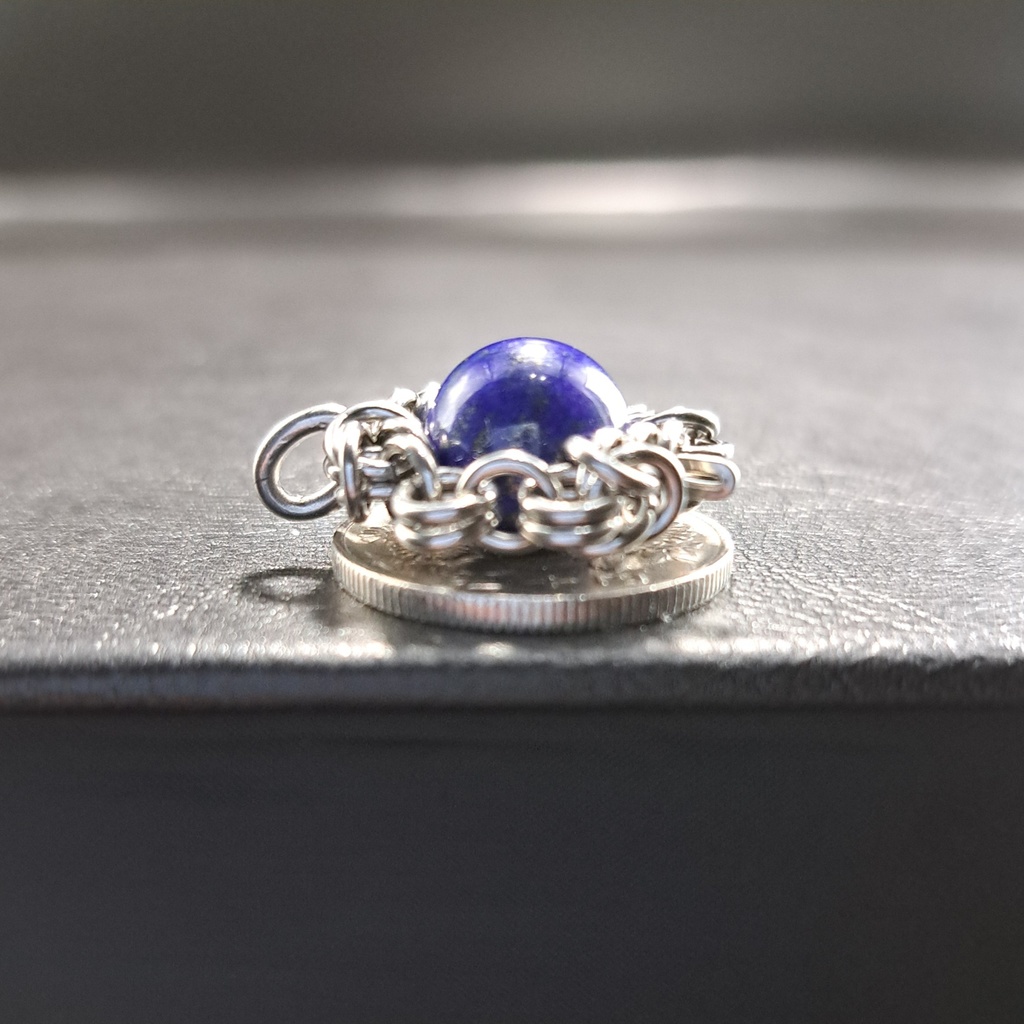 星の煌めく天空の破片 ( ラピスラズリ ) ペンダントトップ