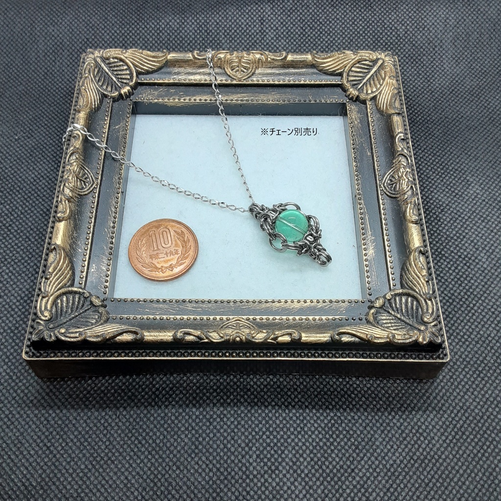 パライバトルカラー フローライト ペンダントトップ