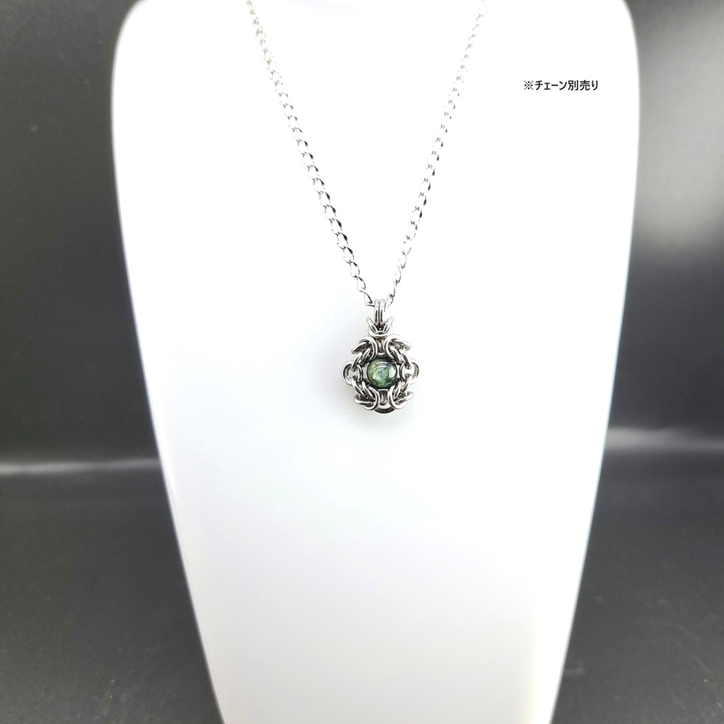 熾天使セラフィムの名を持つ石 セラフィナイト ペンダントトップ