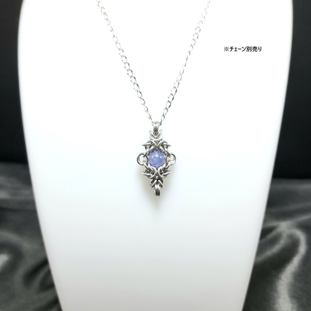 タンザニアの夜空の色! タンザナイト ペンダントトップ