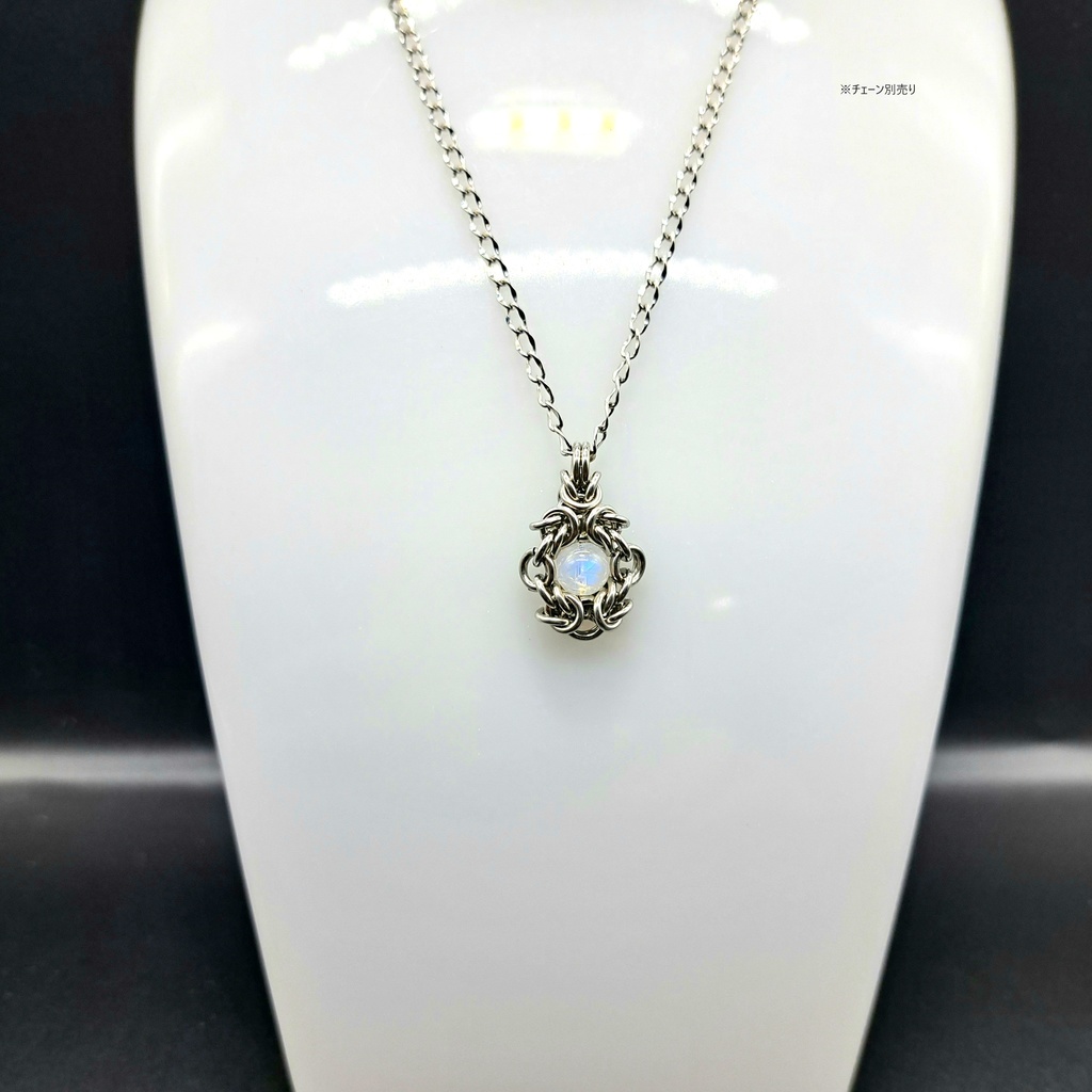 神秘的な輝き! ホワイトラブラドライト ペンダントトップ