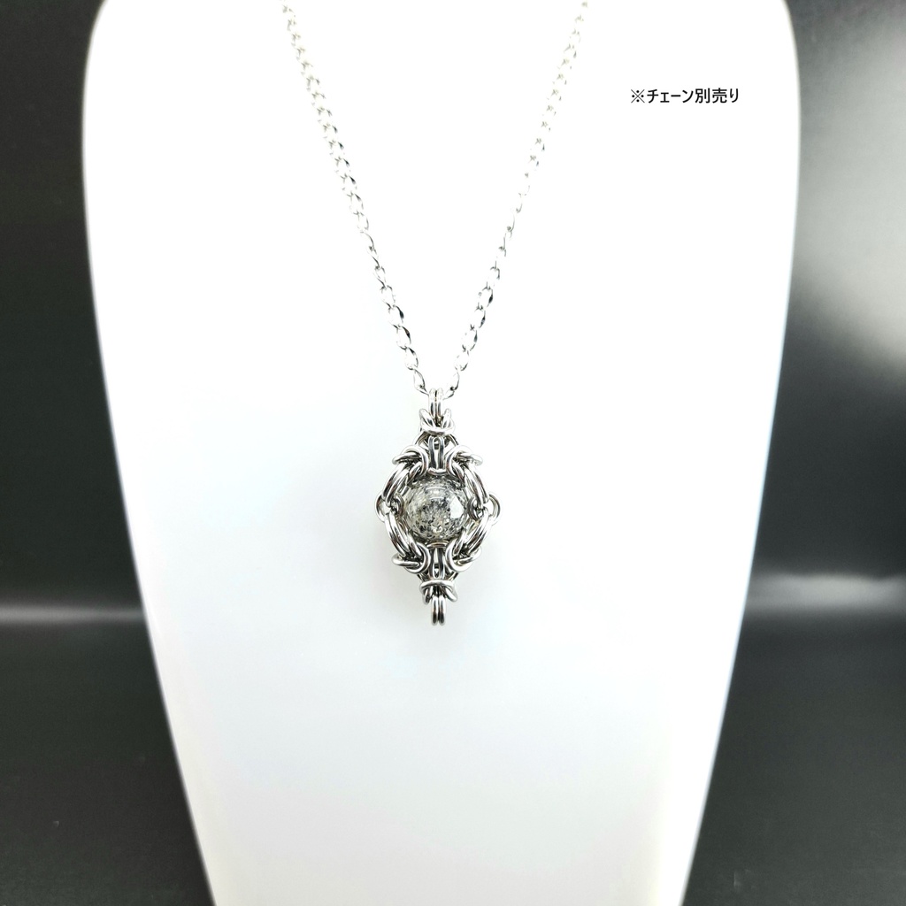 シルバーの煌めき! ブラック サンストーン ペンダントトップ