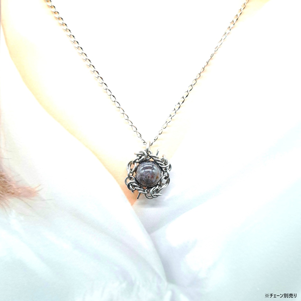 アイオライトに煌めく輝き! アイオライトサンストーン ペンダントトップ