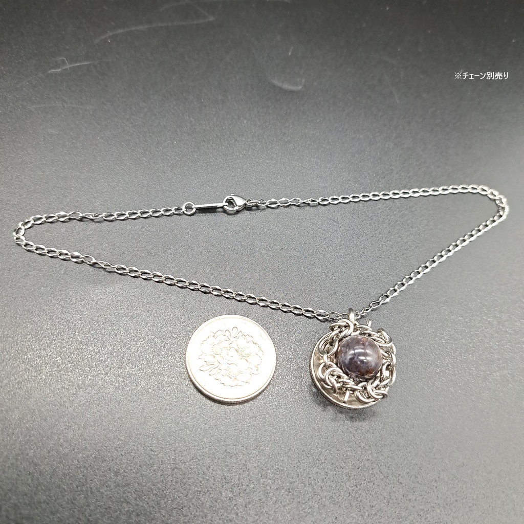 アイオライトに煌めく輝き! アイオライトサンストーン ペンダントトップ