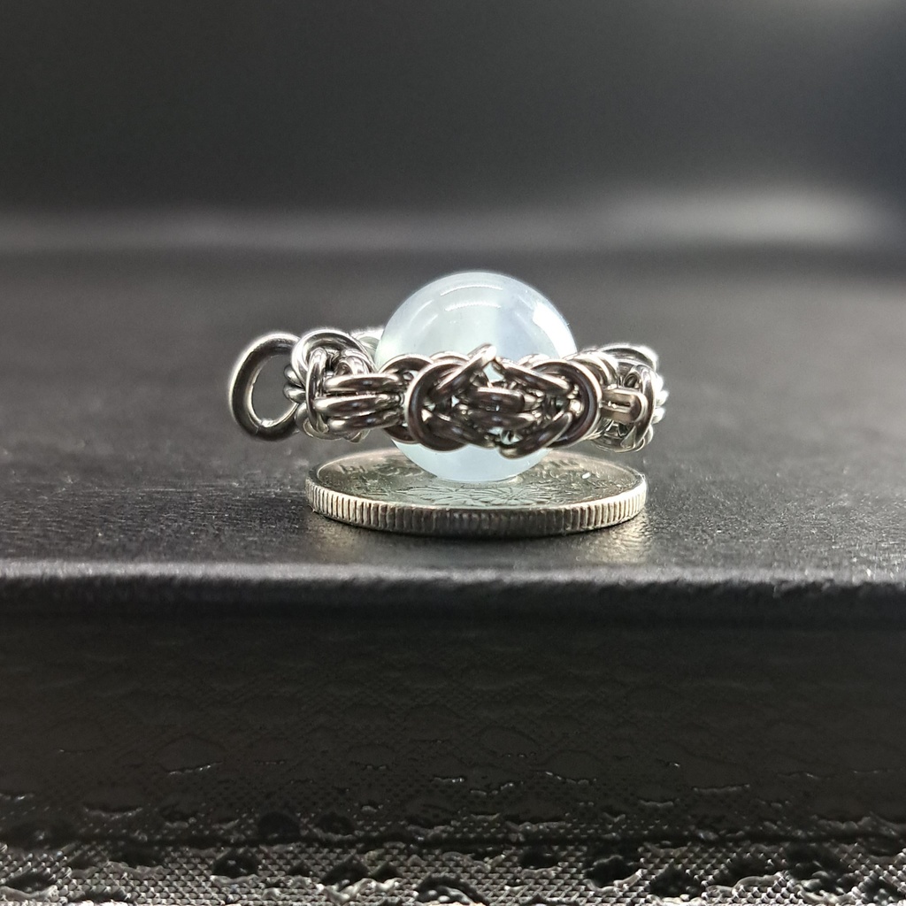 晴天の空に浮かぶ雲の様な内包物入り アクアマリン ペンダントトップ