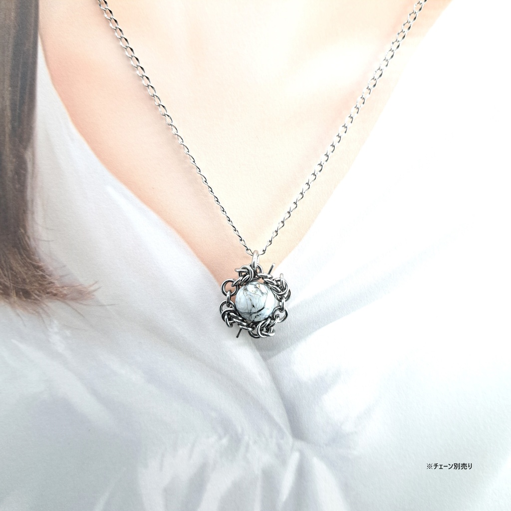 特有模様が美しい コモンブルーオパール ペンダントトップ