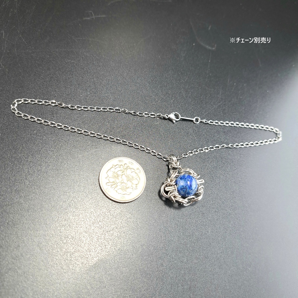 モザイクアートの様な美しさ! マトリックス ラズライト ペンダントトップ