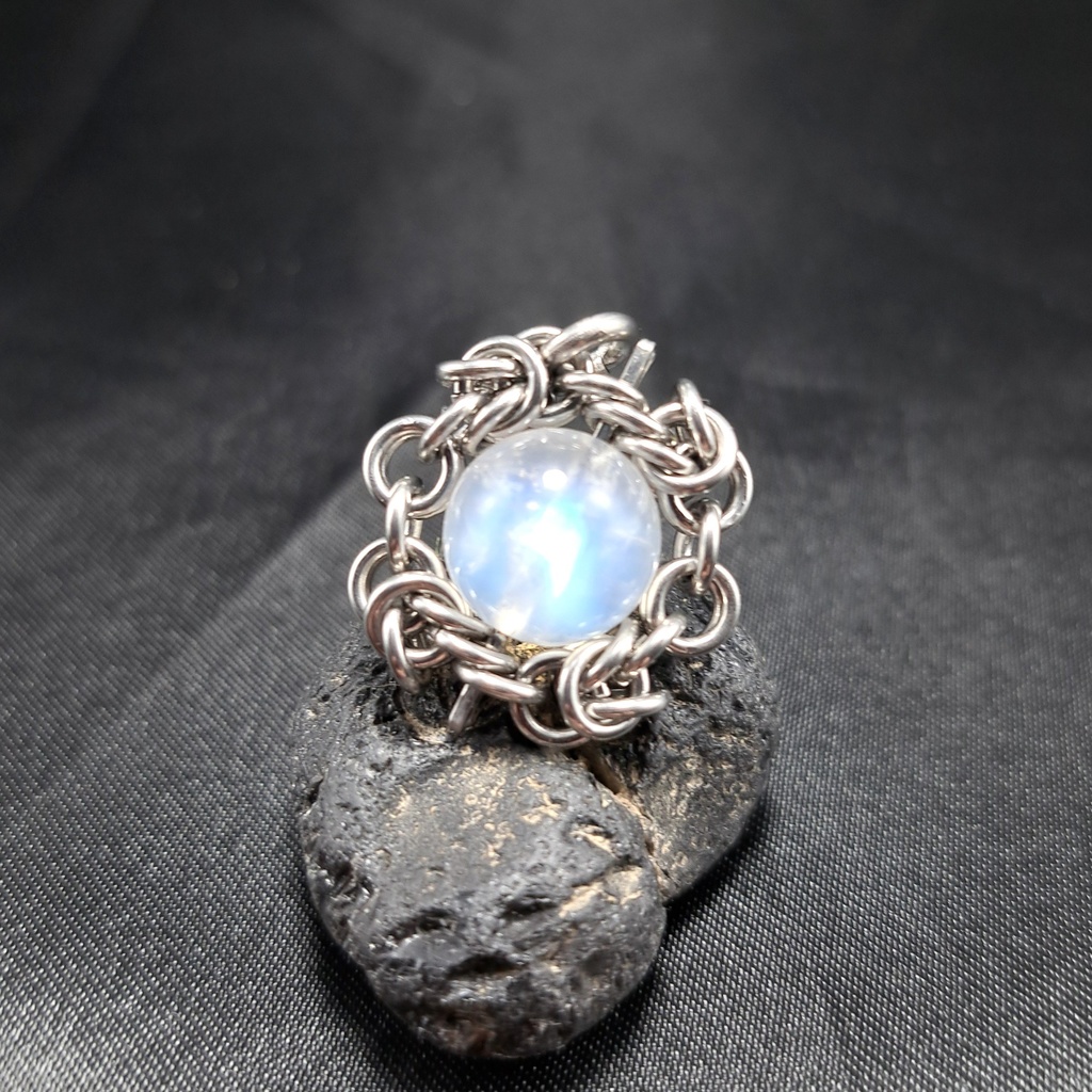 凛とした輝き!　ホワイトラブラドライト ( ブルームーンストーン ) ペンダントトップ