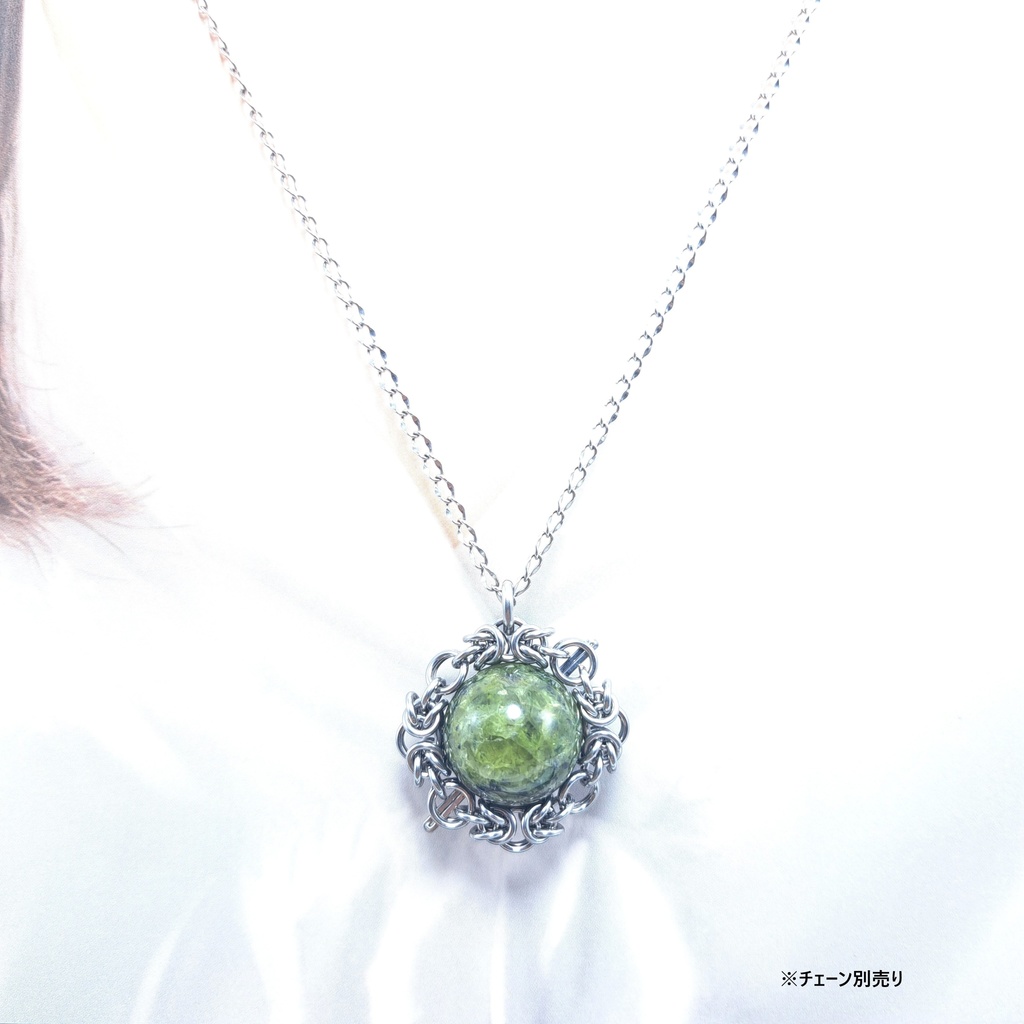 大珠! かんらん石 ( ペリドット ) ペンダントトップ