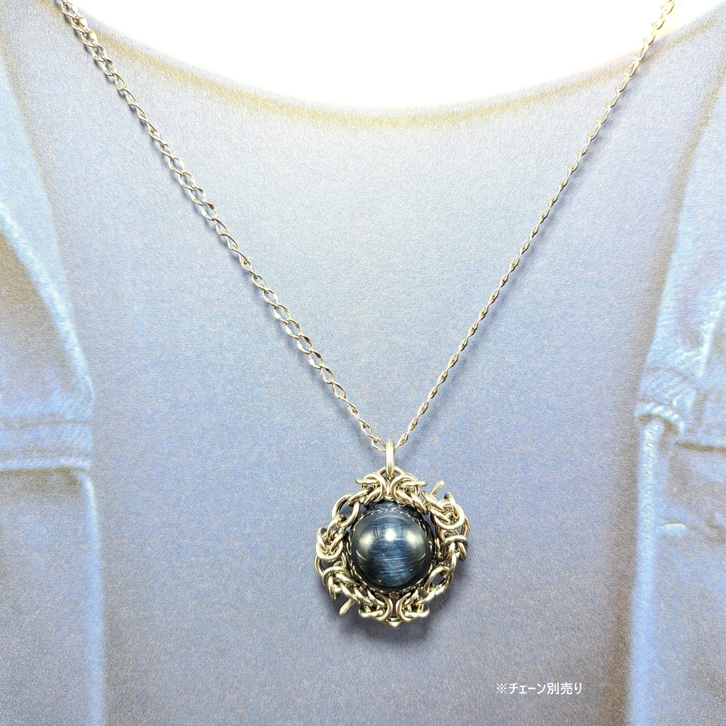 艶感抜群! ブルータイガーアイ ( ホークアイ ) ペンダントトップ