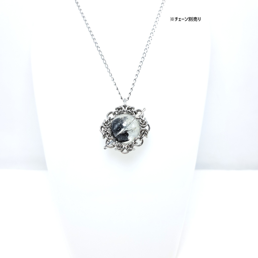 ±17㎜の巨珠!! グラファイト 入り エレスチャルクォーツ (ヒマラヤ水晶) ペンダントトップ