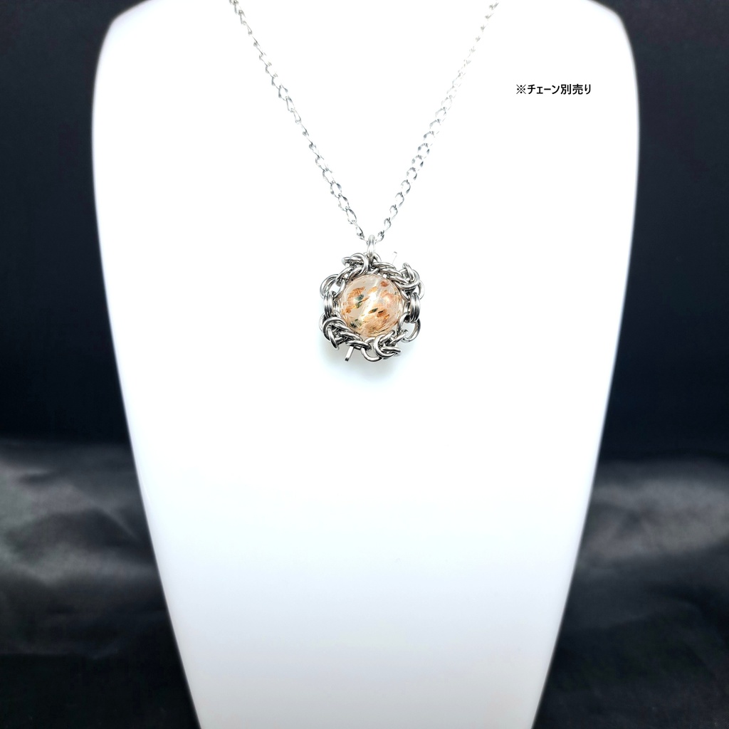 レアな鉱物! ガーネット & オージャイト イン クォーツ ペンダントトップ