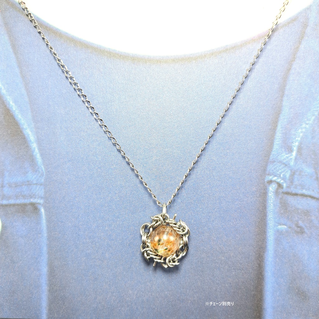 レアな鉱物! ガーネット & オージャイト イン クォーツ ペンダントトップ