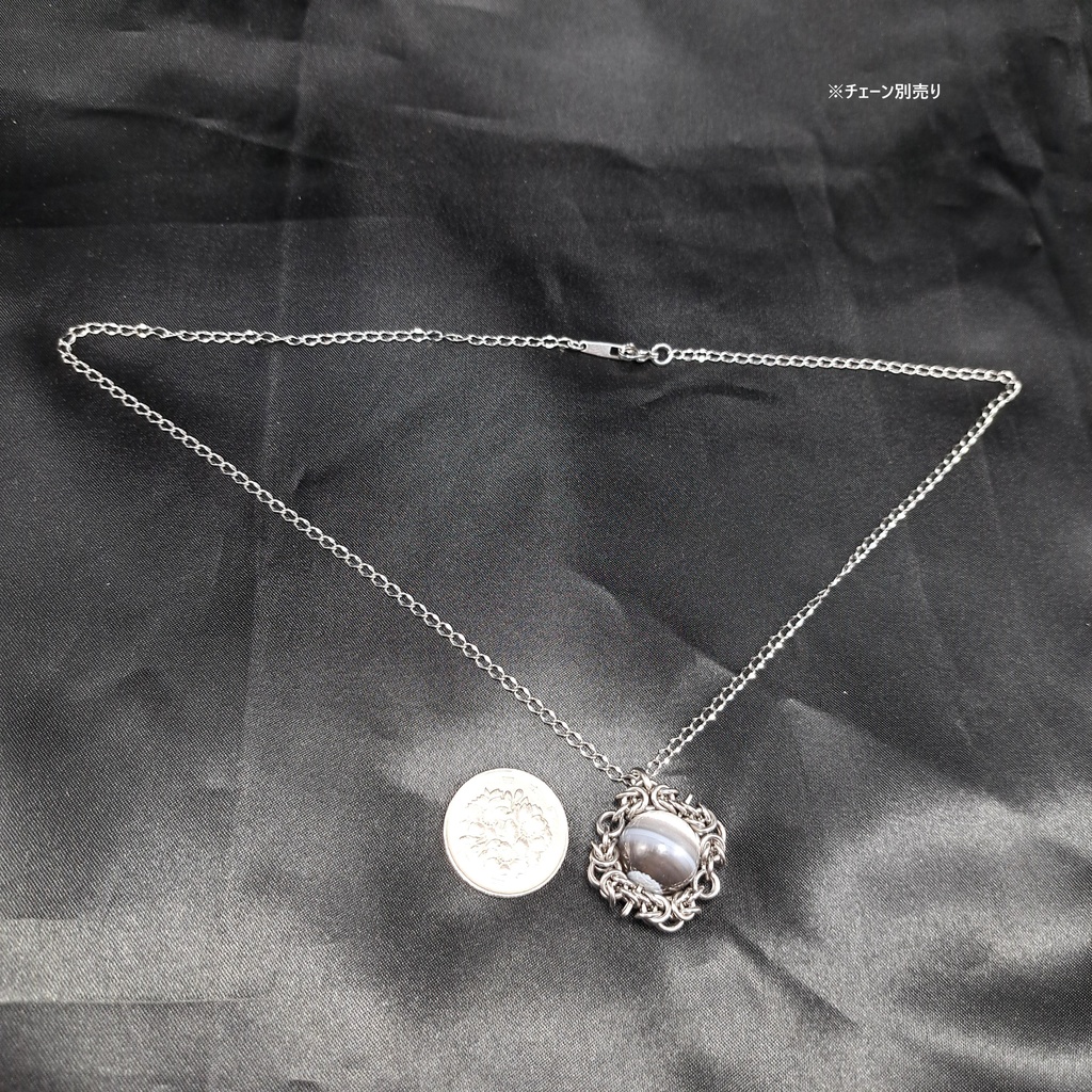 自然が織りなす芸術! ストライプ ブルー オパール ペンダントトップ