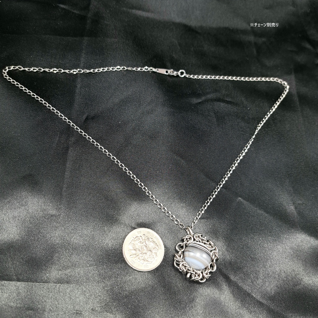 自然が織りなす芸術! ストライプ ブルー オパール ペンダントトッ