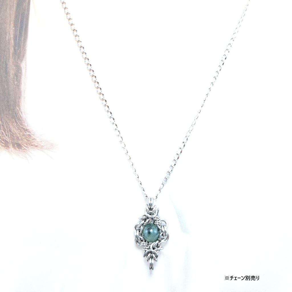 奥行きのある緑色が綺麗! 翡翠 (A貨) ペンダントトップ