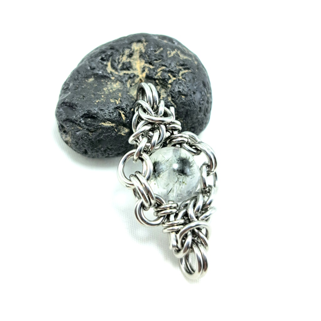 水晶に宿る星の幻影！　ホーランダイト イン クォーツ  ペンダントトップ