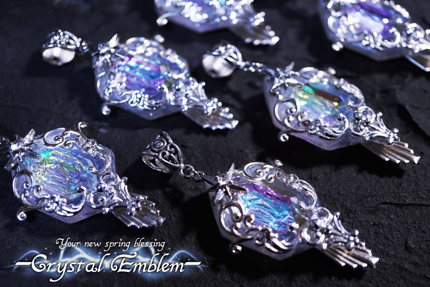 -Crystal Emblem-(Sale品)