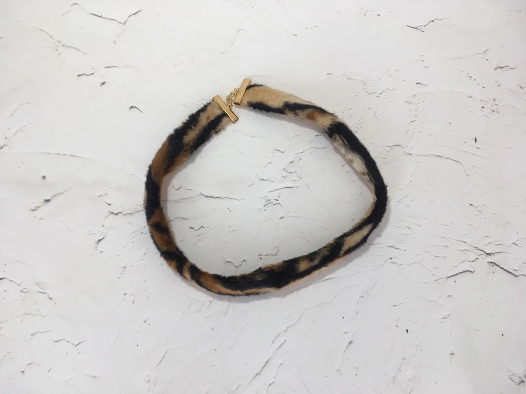 トラ　チョーカー