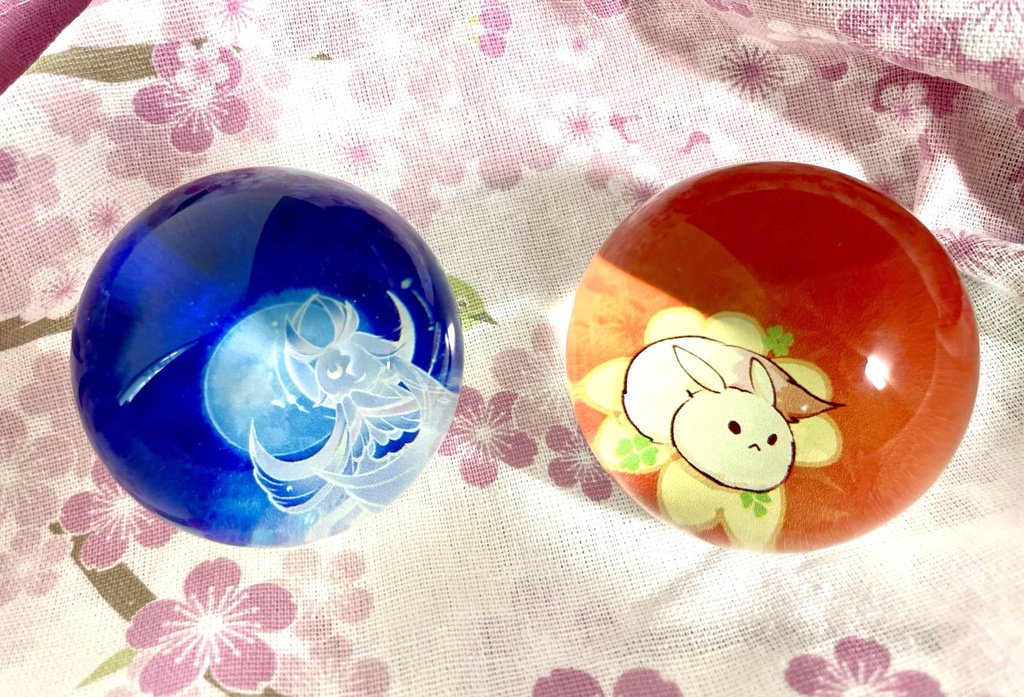 ルオンノタル・ドドコ ガラスペーパーウェイト