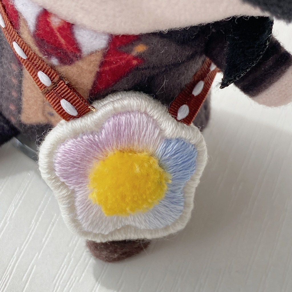 ぬい用ポシェット&ブローチのセット