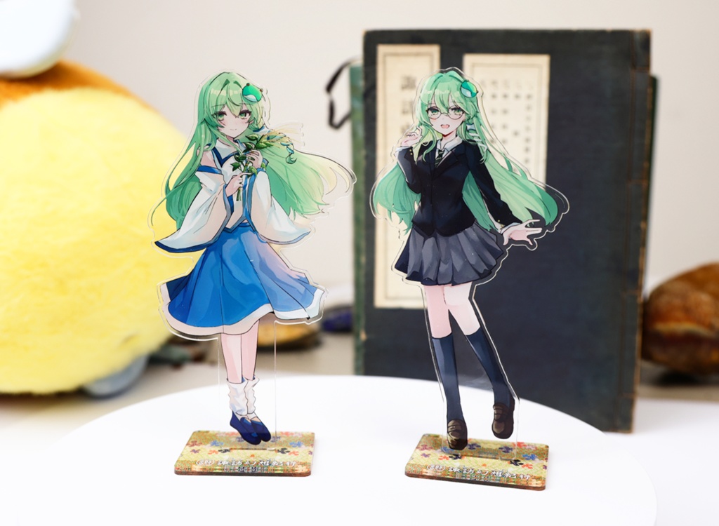 早苗のアクリルスタンド（御射山🌾.Ver/令和女子高生🌸.Ver）