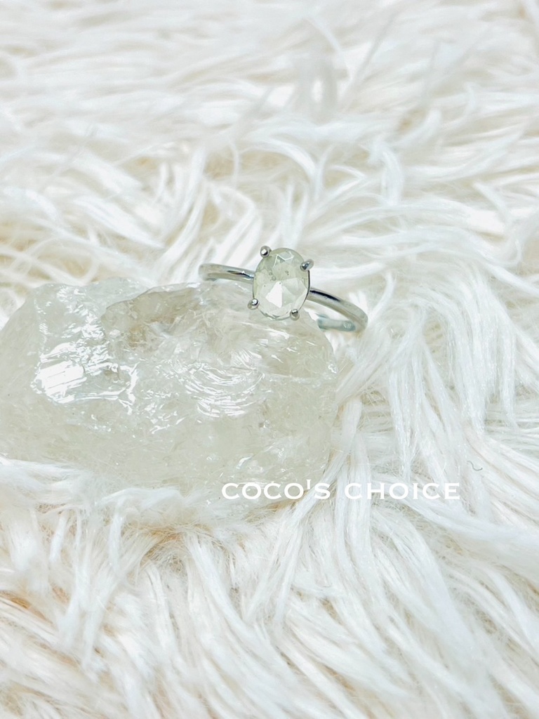 「Rivian glass： ring」