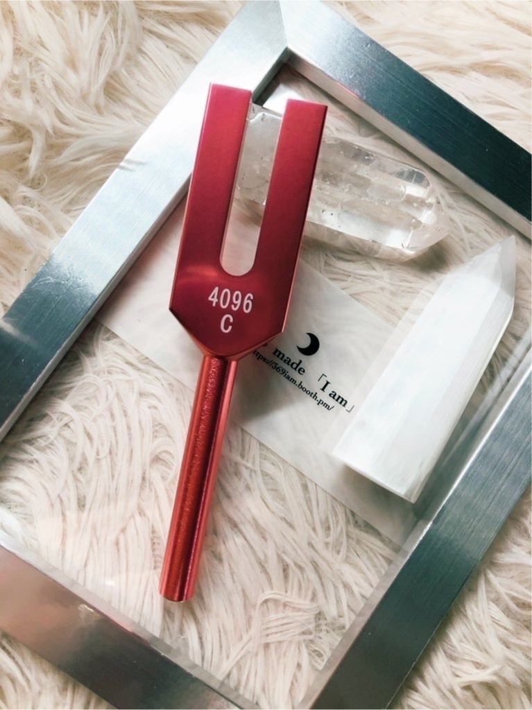 pink color「音叉✖️ selenite」