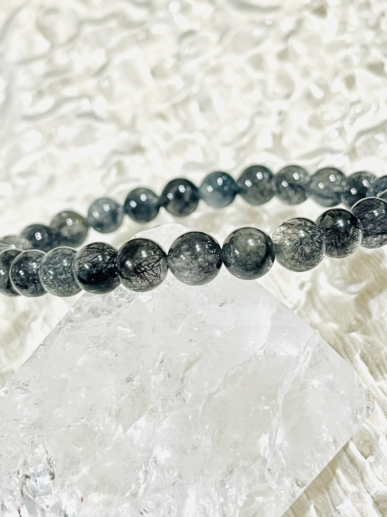 「blue rutileー藍針水晶」