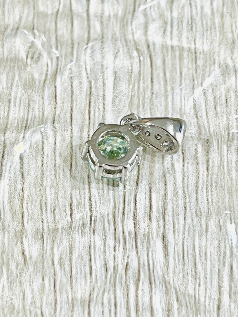 「SKY Blue Moissanite:pendant top①」