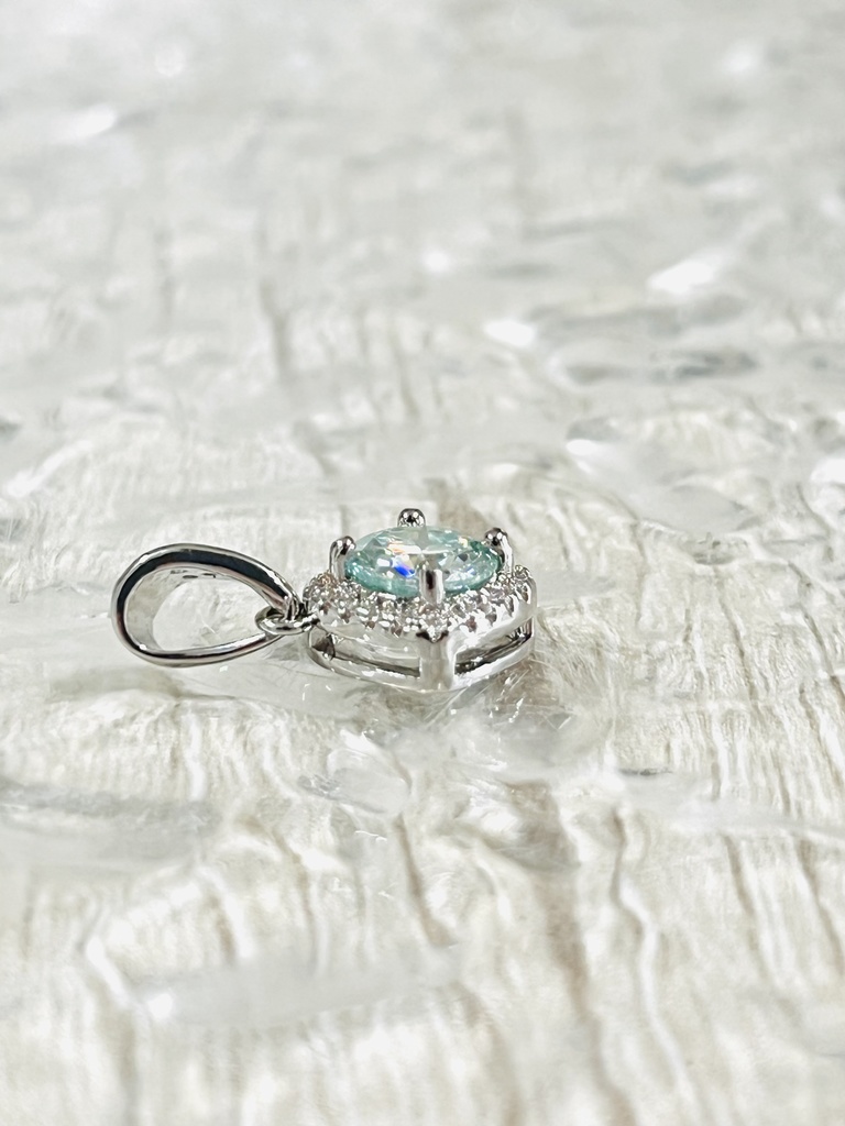 「SKY Blue Moissanite:pendant top②」