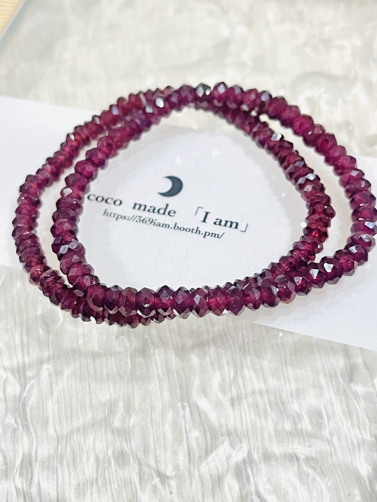 「インド産：rhodolite garnet」