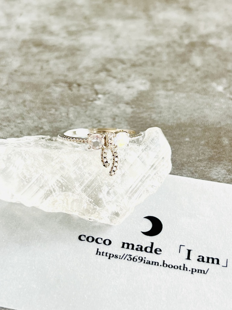 満月の夜（極）「 moon stone：White labradorite ring」
